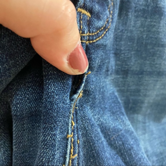 3/$19✨ Levi Midi Denim Skirt - Picture 11 of 12